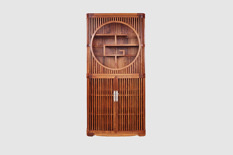 葫芦岛悦无界中式实木高端酒柜效果图